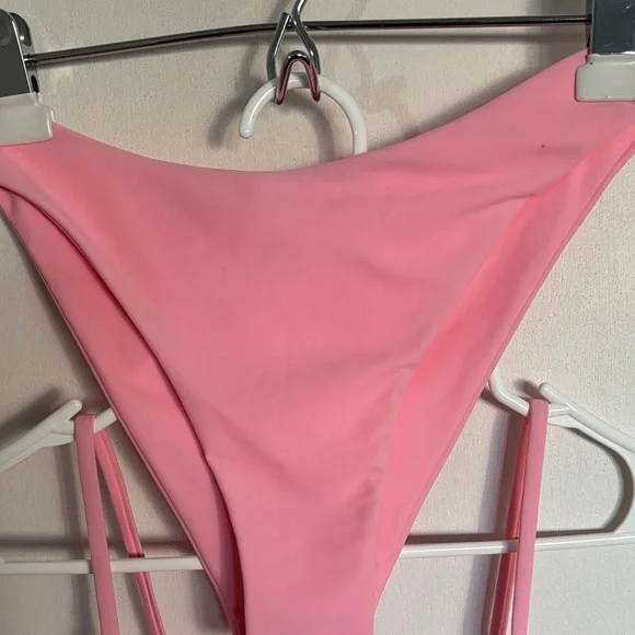 Pink Bikini Set - Picture 2 of 10